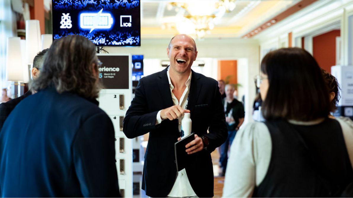 X25-Networking-Welcome-Reception-02.jpg