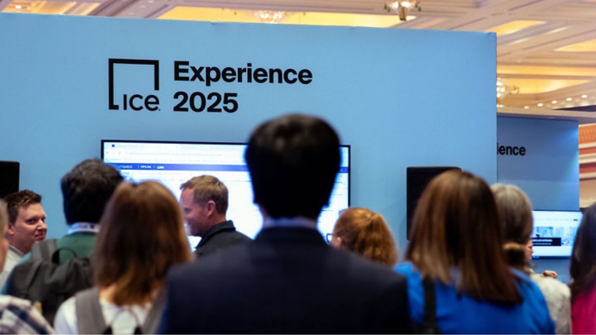 X25-Networking-Welcome-Reception-03.jpg
